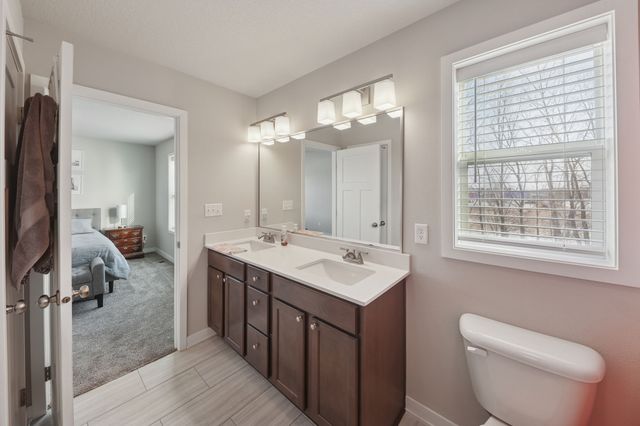 1101 NW 33rd Lane, Ankeny, IA 50023