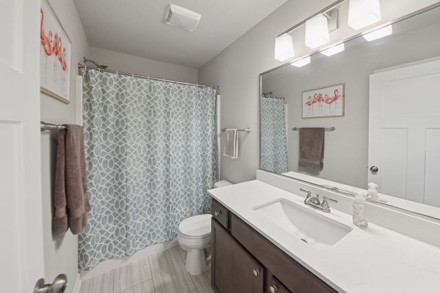 1101 NW 33rd Lane, Ankeny, IA 50023