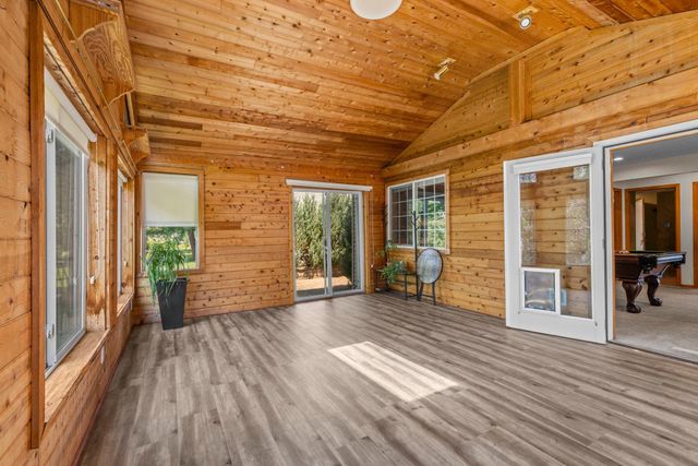 4629 Weston Hills Drive, Eagan, MN 55123