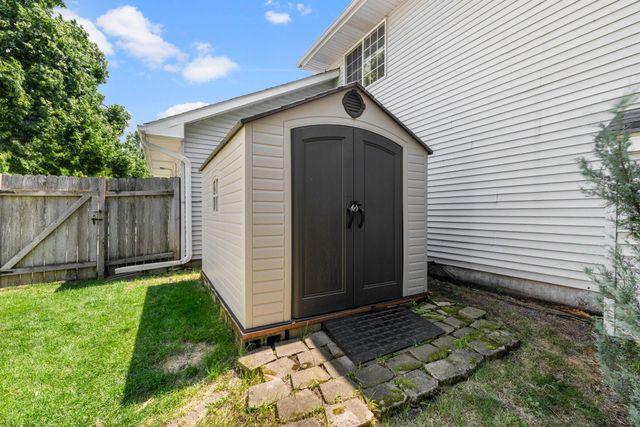 4629 Weston Hills Drive, Eagan, MN 55123