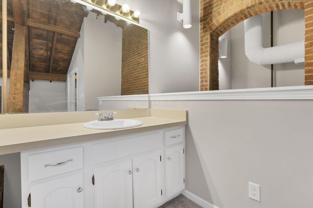 544 S Front Street, 314, Columbus, OH 43215