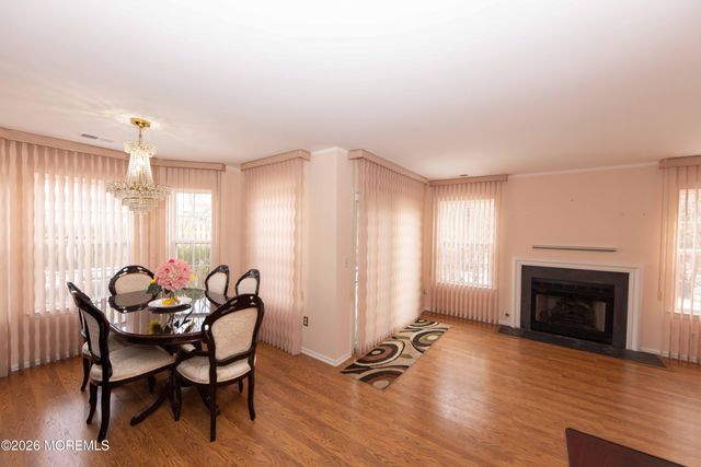 26 Buford Court, Tinton Falls, NJ 07753