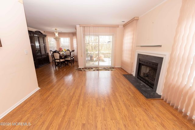 26 Buford Court, Tinton Falls, NJ 07753