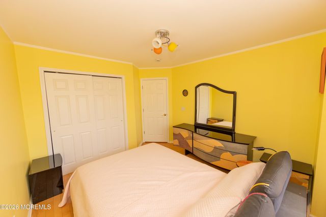 26 Buford Court, Tinton Falls, NJ 07753