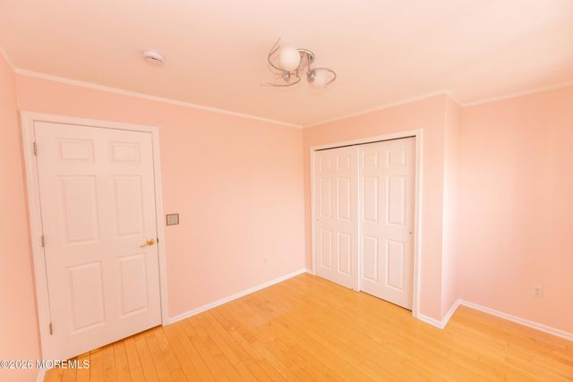 26 Buford Court, Tinton Falls, NJ 07753