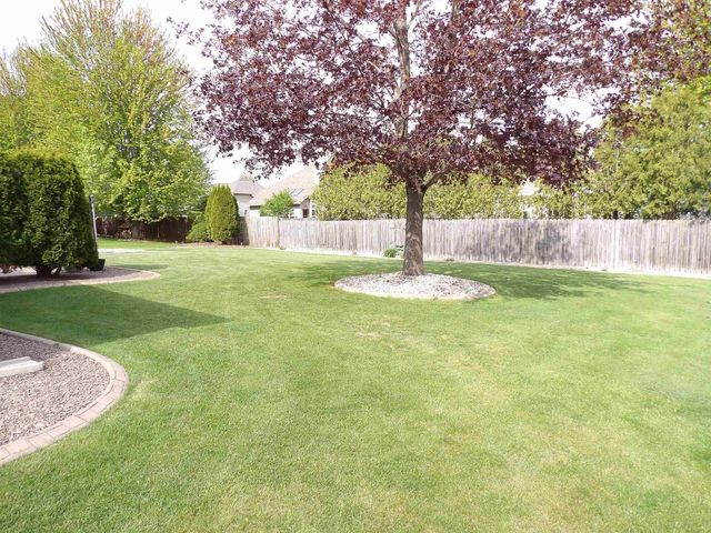 2360 LOST DAUPHIN ROAD, De Pere, WI 54115