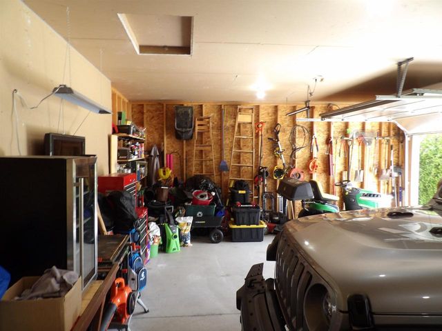 2360 LOST DAUPHIN ROAD, De Pere, WI 54115