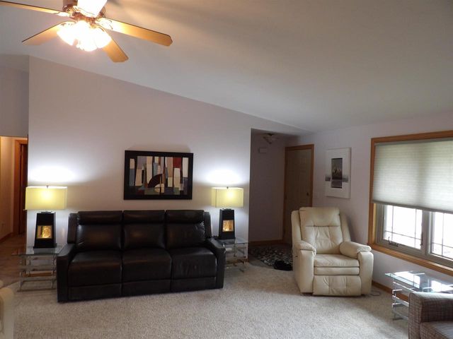 2360 LOST DAUPHIN ROAD, De Pere, WI 54115