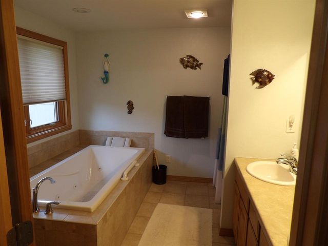 2360 LOST DAUPHIN ROAD, De Pere, WI 54115