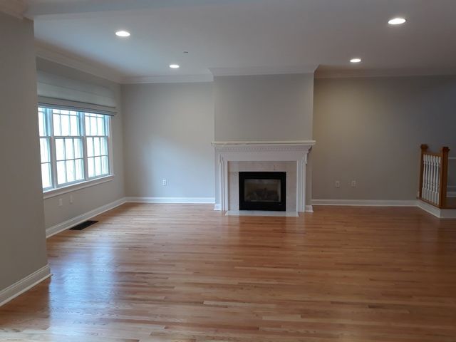 344 Boylston Street B, Newton, MA 02459