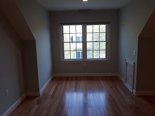 344 Boylston Street B, Newton, MA 02459