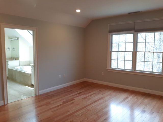 344 Boylston Street B, Newton, MA 02459
