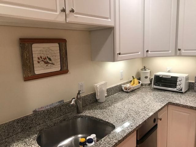 344 Boylston Street B, Newton, MA 02459