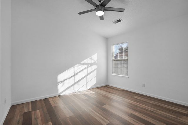 2228 Stallion Street SW, Los Lunas, NM 87031