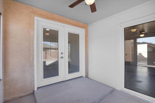 2228 Stallion Street SW, Los Lunas, NM 87031