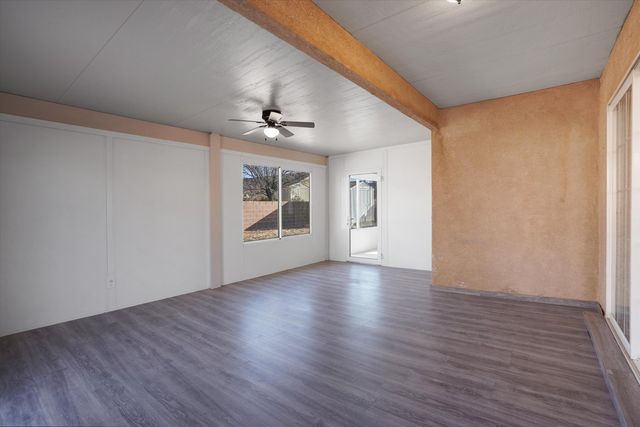 2228 Stallion Street SW, Los Lunas, NM 87031