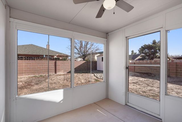 2228 Stallion Street SW, Los Lunas, NM 87031