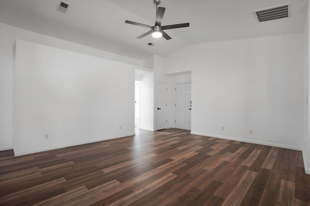 2228 Stallion Street SW, Los Lunas, NM 87031