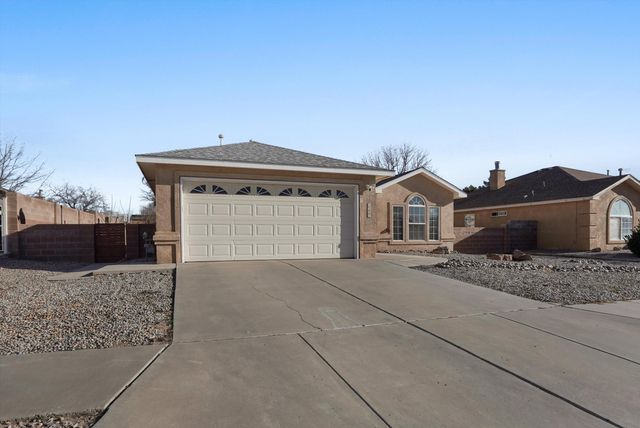 2228 Stallion Street SW, Los Lunas, NM 87031
