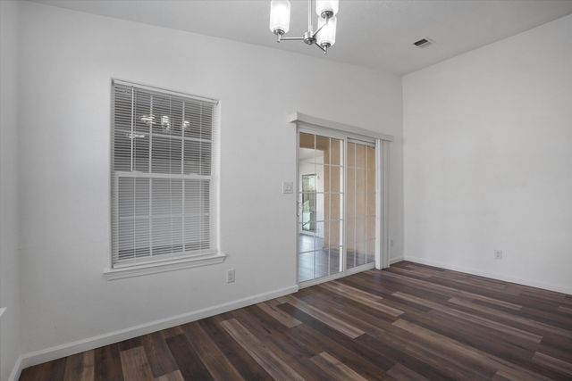 2228 Stallion Street SW, Los Lunas, NM 87031