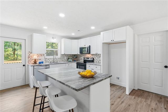 166 Old Stone Road, Villa Rica, GA 30180