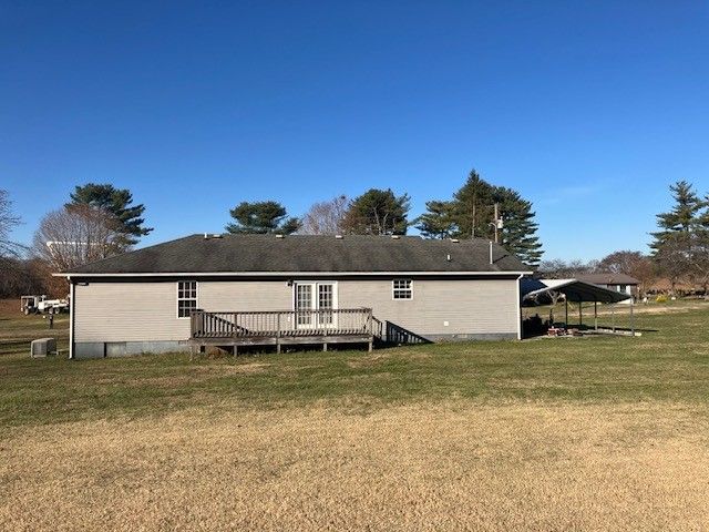 712 Elliott Dr, Cowan, TN 37318