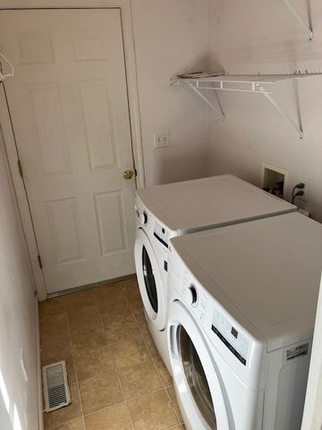 712 Elliott Dr, Cowan, TN 37318