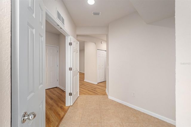 4570 SW 52ND CIRCLE 107, Ocala, FL 34474