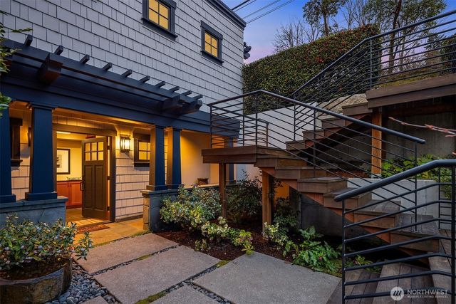 6841 Ripley Lane N, Renton, WA 98056