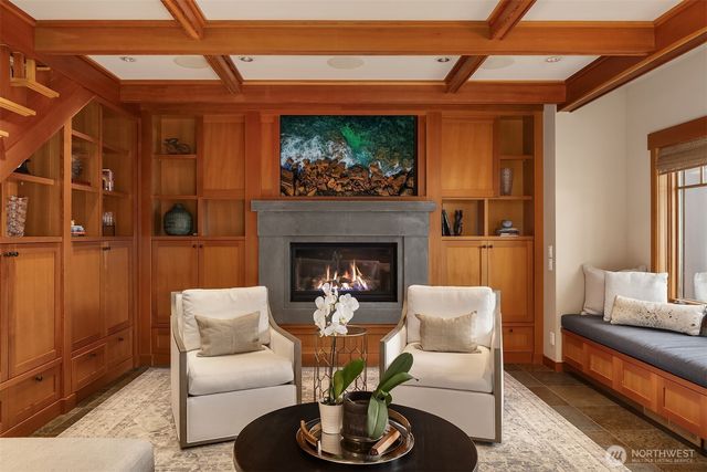 6841 Ripley Lane N, Renton, WA 98056