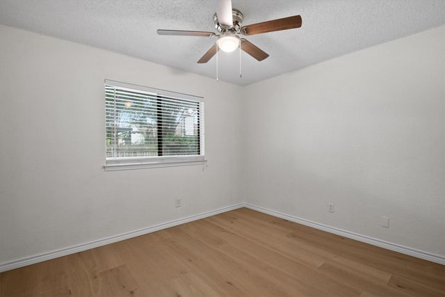 5537 Silver Maple Drive, Arlington, TX 76018