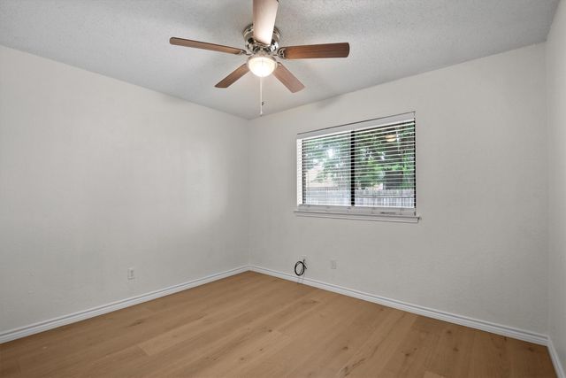 5537 Silver Maple Drive, Arlington, TX 76018
