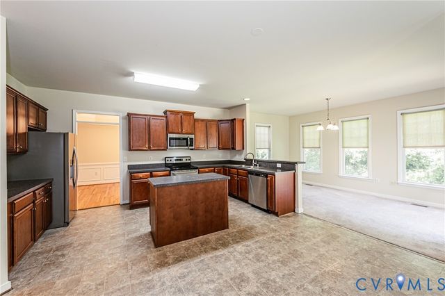 2938 Patriots Landing Dr, Quinton, VA 23141