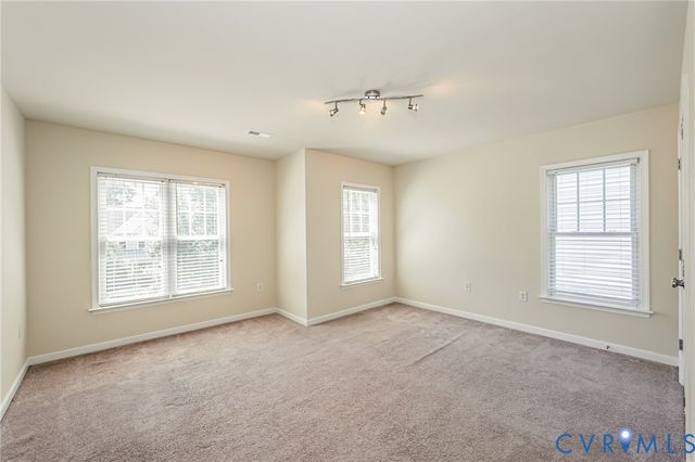 2938 Patriots Landing Dr, Quinton, VA 23141
