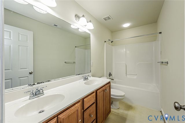 2938 Patriots Landing Dr, Quinton, VA 23141