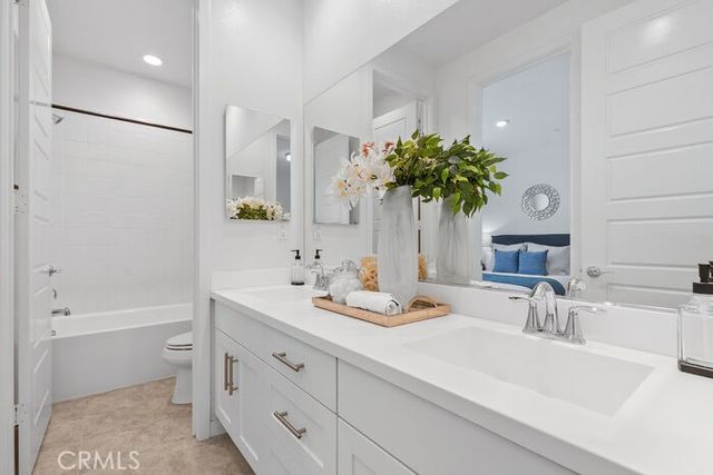 15 Eclipse, Lake Forest, CA 92630