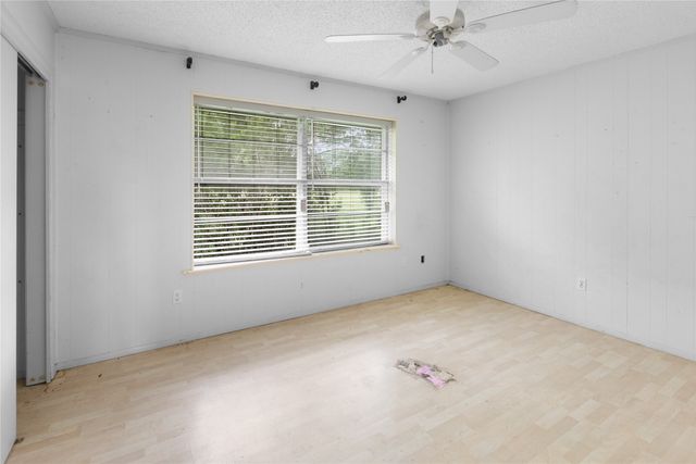 5040 County Road 4640, Trenton, TX 75490