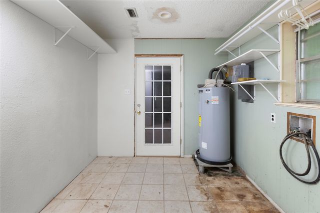 5040 County Road 4640, Trenton, TX 75490
