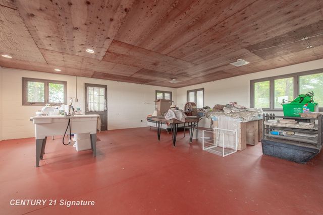 5242 Ostlund Drive, Hope, MI 48628