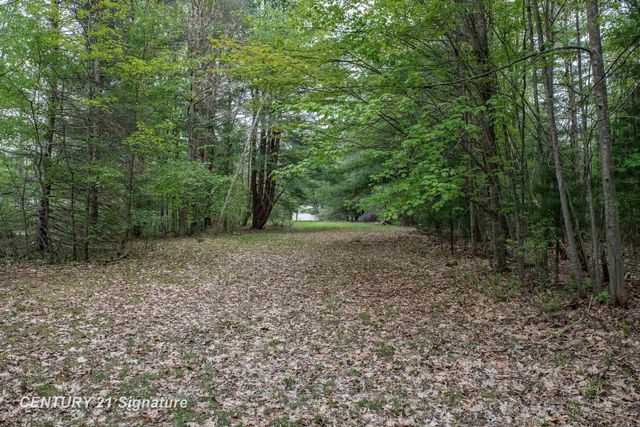 5242 Ostlund Drive, Hope, MI 48628