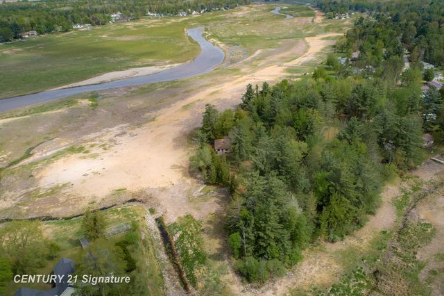 5242 Ostlund Drive, Hope, MI 48628
