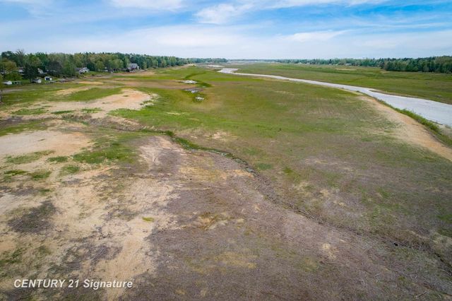 5242 Ostlund Drive, Hope, MI 48628