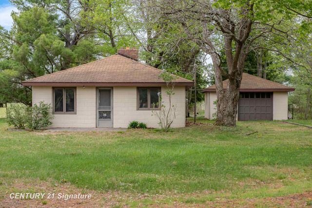 5242 Ostlund Drive, Hope, MI 48628