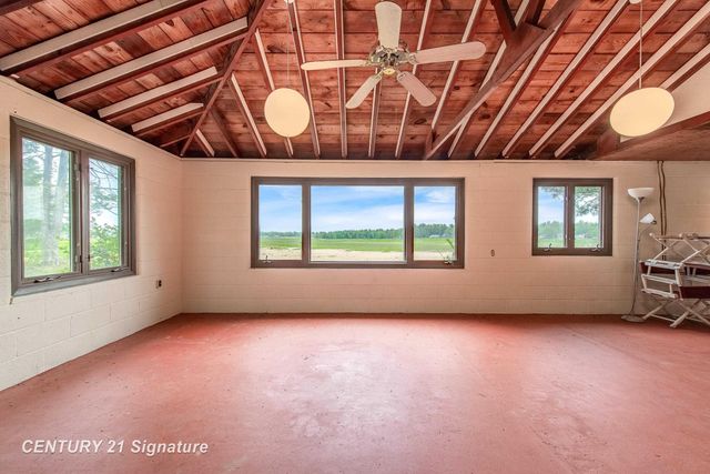 5242 Ostlund Drive, Hope, MI 48628