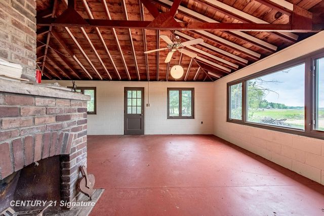 5242 Ostlund Drive, Hope, MI 48628