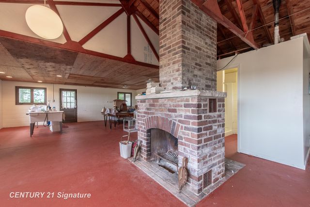 5242 Ostlund Drive, Hope, MI 48628