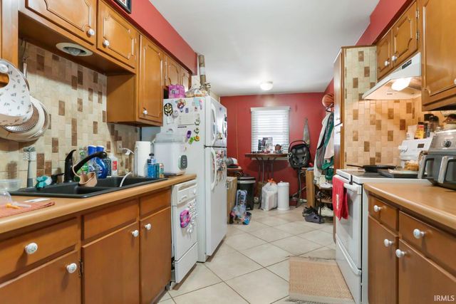 2917 Washington Avenue, Evansville, IN 47714