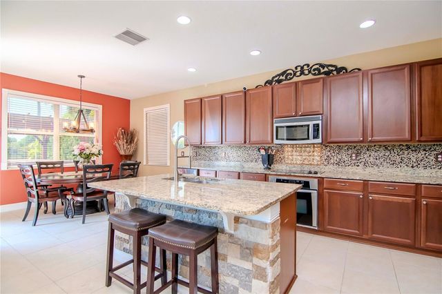 3814 EVERGREEN OAKS DRIVE, Lutz, FL 33558