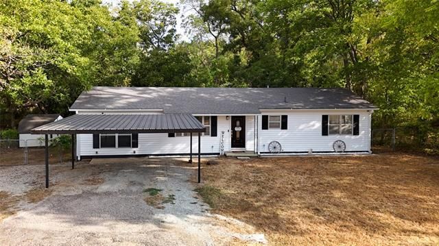 1230 Van Drive, Seminole, OK 74868