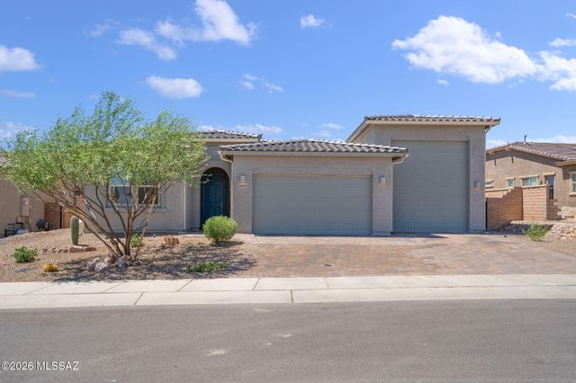 6690 W Winding Knoll Place, Marana, AZ 85658